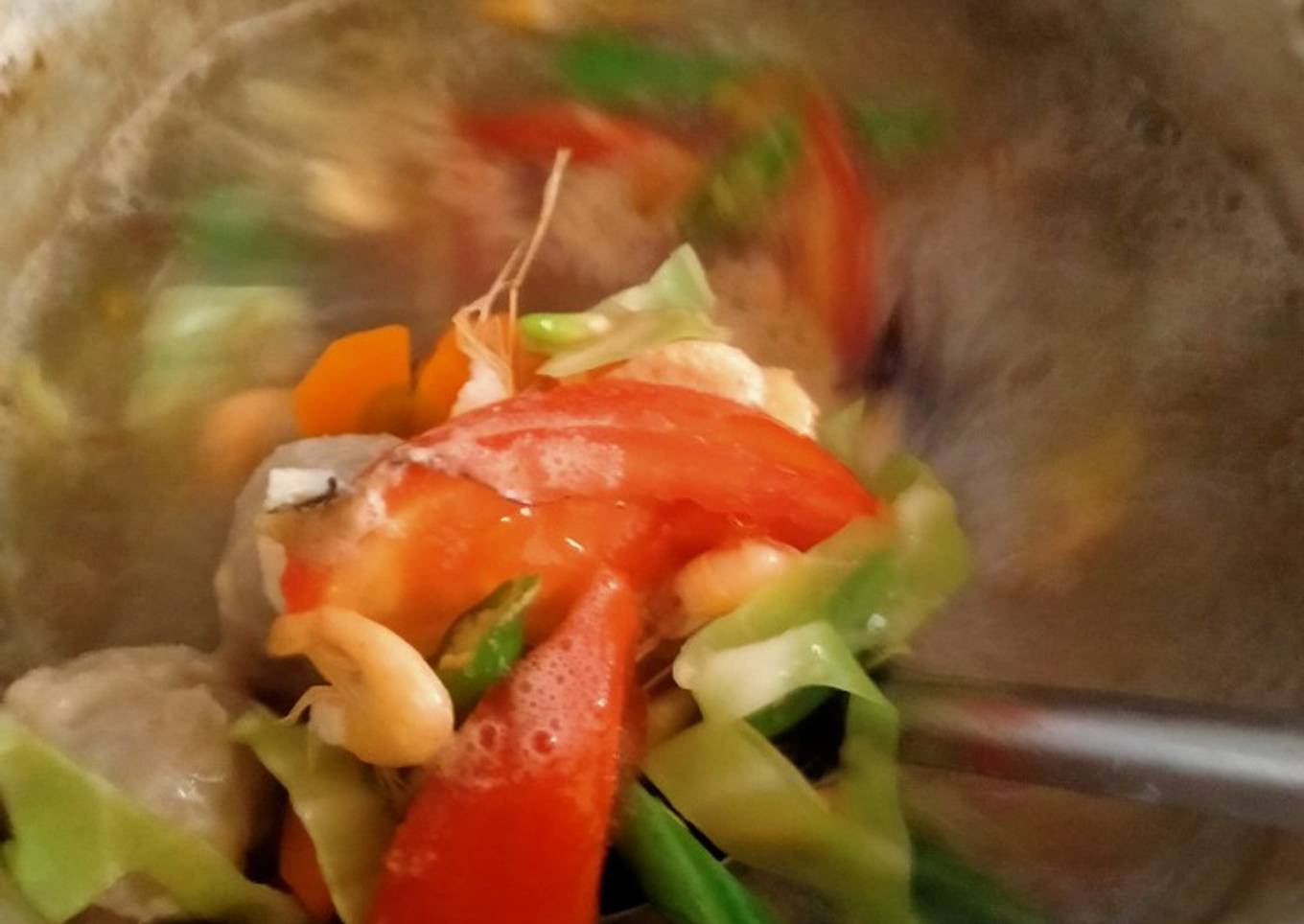 Bagaimana Menyiapkan Sop seafood Anti Gagal