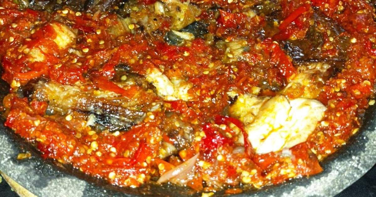 Resep Sambel Penyet Ikan Asap Oleh Atika Pravitasari Cookpad