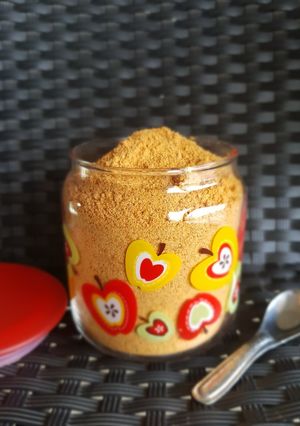 A picture of Idli Milagai Podi/South Indian Gun powder/Idly podi.