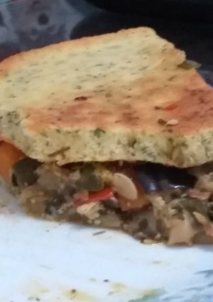 Una foto de Tortilla rellena de verduras