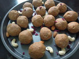 आटे के लड्डू (atte ke ladoo recipe in Hindi)