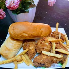 A picture of Crispy Broast🍗.