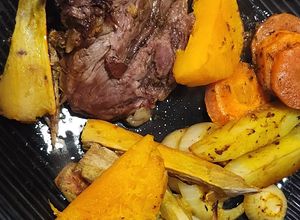 Una foto de Tapa de nalga al horno con verduras