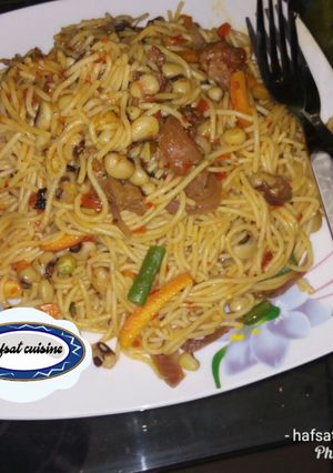 A picture of Beans and spaghetti jollof.