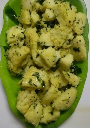A picture of Tadka idli.