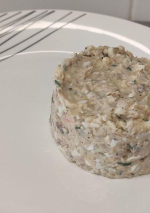 Una foto de "Ensaladilla" de gambas y sardinillas, de Martín Berasategui