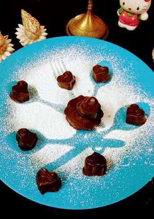 A picture of Homemade chocolate.