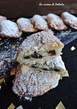 Foto di Mezzelune ricotta e cioccolato al gforno