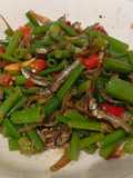 Tumis bunga bawang teri