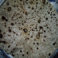 Roti/chapati A picture of Roti/chapati.
