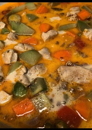 A picture of Creamy Chicken Creole.