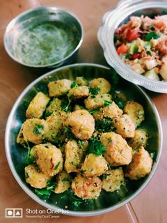 लौकी नू मुठिया (Lauki nu muthiya recipe in hindi) रेसिपी मुख्य फोटो
