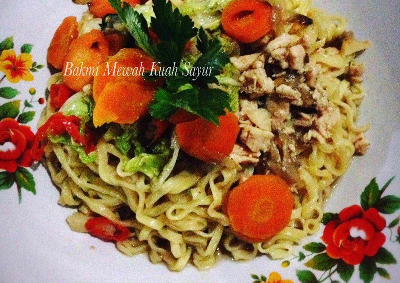 Bakmi mewah kuah sayur