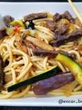 Spaghetti estilo asiático