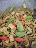 Tumis usus ayam tempe bumbu kuning