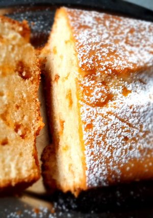 Una foto de Budín de Naranja, miel y maní