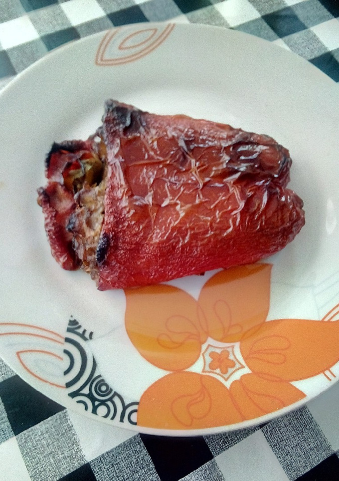 Una foto de Pimiento rojo relleno de alegría