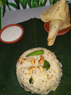 A picture of Ven Pongal.