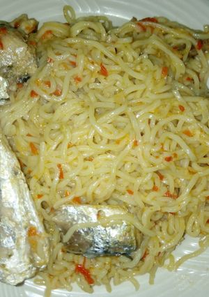 A picture of Indomie and sardine.
