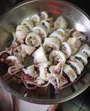 Mực dồn thịt hấp hành gừng