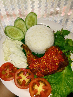 Foto resep Ayam penyet sambel geprek pedas mantap 🔥👌