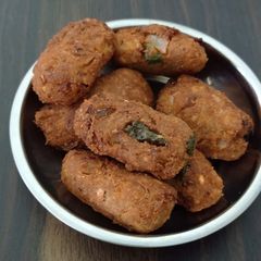 A picture of Soya chunk kababs.