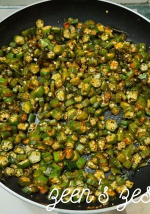 A picture of Tawa Okra or Bhindi.