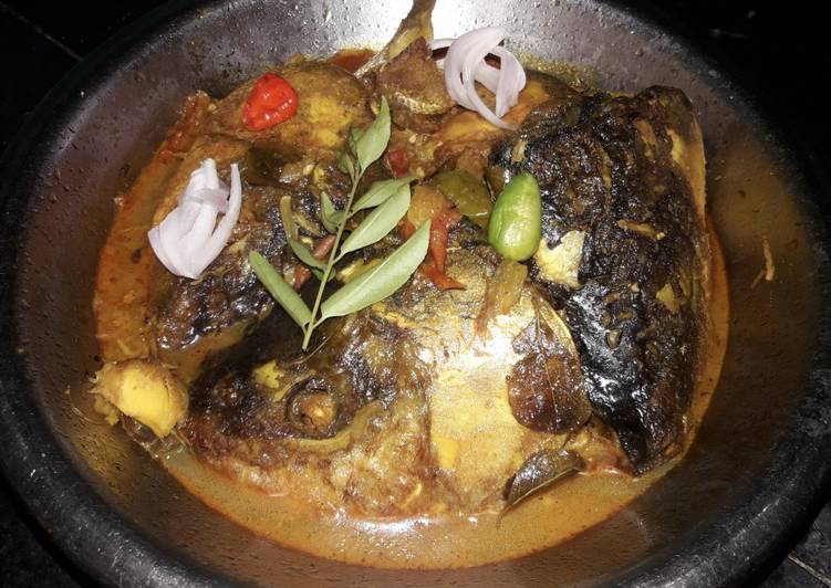 Steps to Make Favorite Muror jhol(fish head curry)