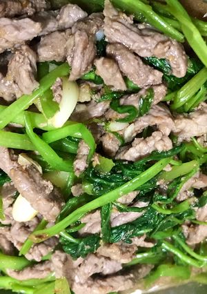 沙茶牛肉炒空心菜 的食譜成品照片
