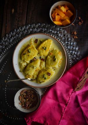 A picture of Easy Mango Rasmalai.
