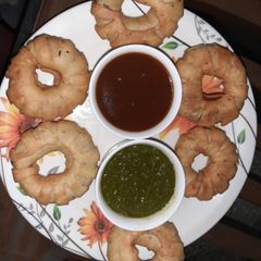 A picture of Ring samosa.