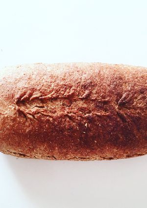 Una foto de Pan de espelta y harina integral con masa madre de espelta