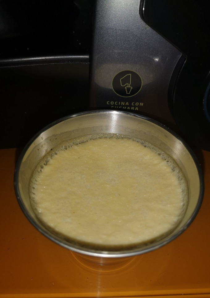 Una foto de Flan de huevo sin nada de azúcar con mambo