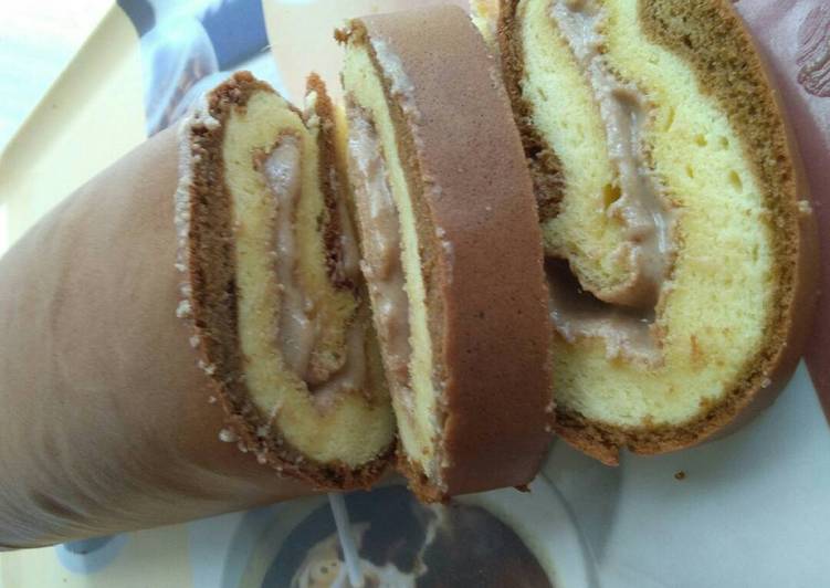 Bolu gulung isi selai kacang