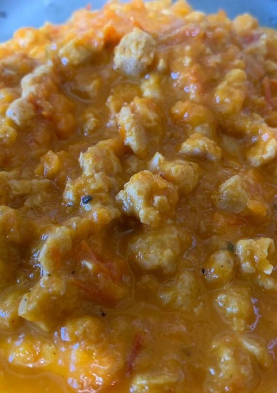 Una foto de Salsa boloñesa vegana con Cecotec Mambo (Thermomix)