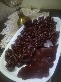 عکسی از دستور لواشک آلو قرمز و آلو زرد خوشمزه