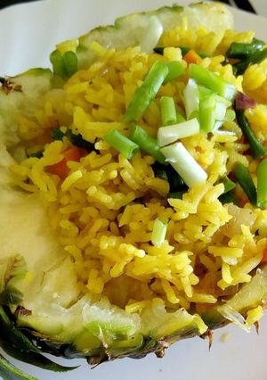 A picture of Fried Pineapple Rice.