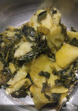 मेथी आलू की सब्जी(Methi aloo ki sabzi recipe in Hindi) रेसिपी मुख्य फोटो