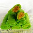 Dadar gulung isi kelapa gula merah