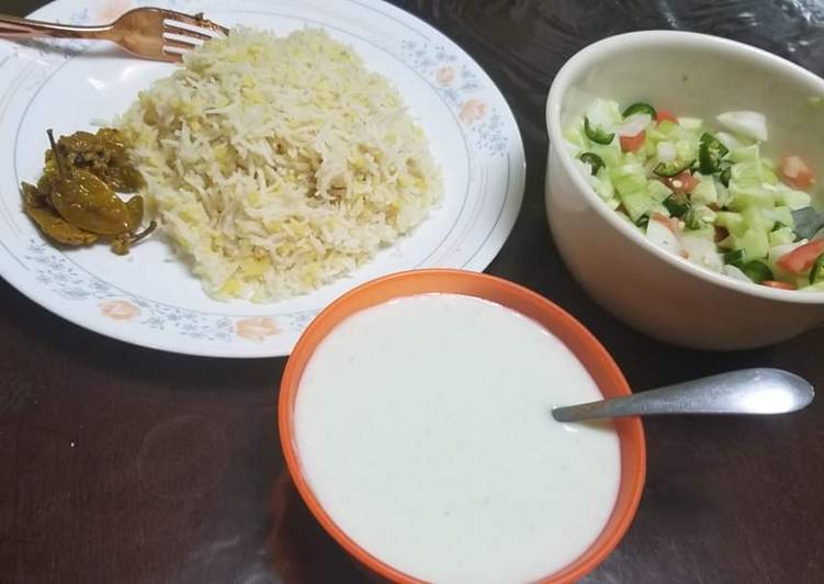 Step-by-Step Guide to Make Any-night-of-the-week Mongdal khichdi
