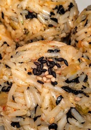 韓式泡菜紫菜拳頭飯糰 주먹밥 的食譜成品照片