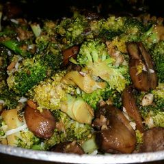 A picture of Garlic Parmesan Broccoli & Mushrooms.