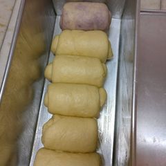 A picture of Hokkaido Milk Toast (tang zhong method).