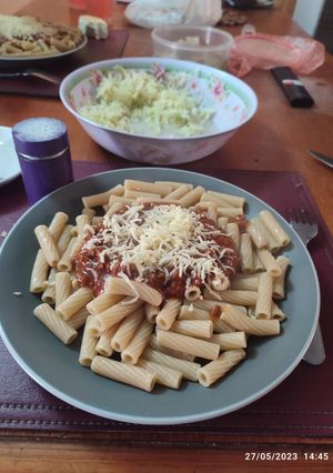 Una foto de Fideos con salsa roja