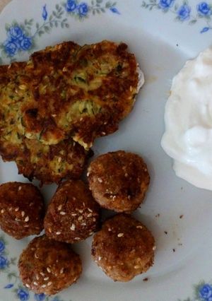 Cukkinis fasírt recept fotója