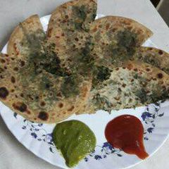 A picture of Palak paratha.