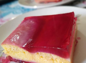 Una foto de Postre Vainillas, Flan y Gelatina súper fácil!!