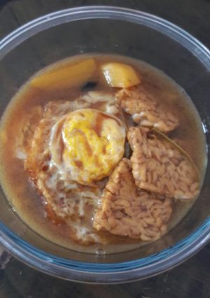 Foto resep Semur telur dan tempe,kentang