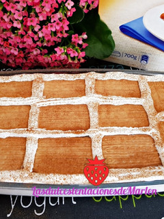 Una foto de Pastel de Tres Leches y Galletas