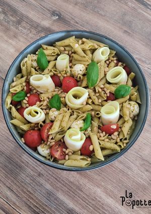 Une photo de Salade de pâtes au pesto